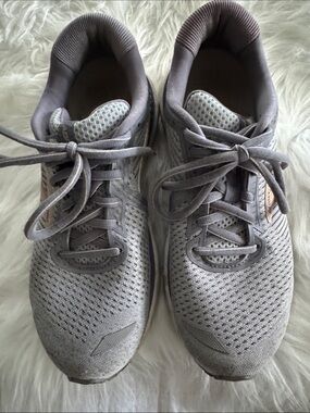 Women’s Brooks adrenaline Sneakers - Gray